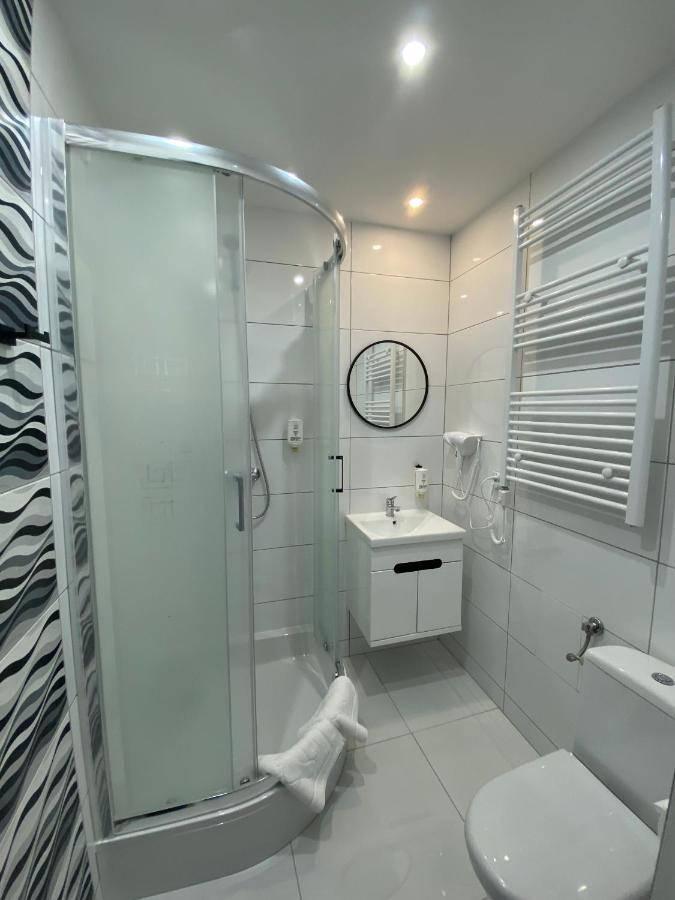 Bed and Breakfast Senator Katowice Esterno foto