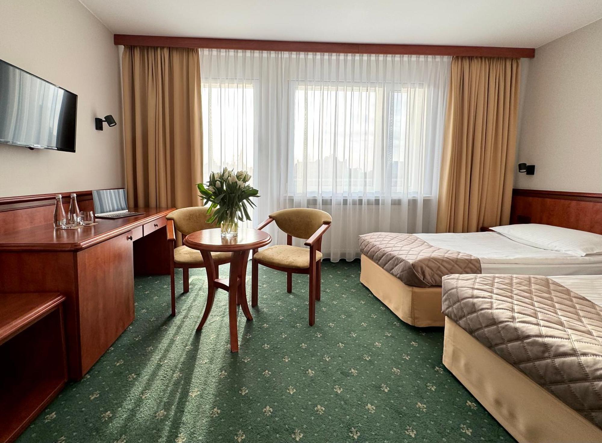 Bed and Breakfast Senator Katowice Esterno foto